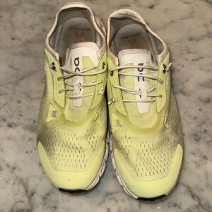 On Cloud 5 Coast shoe size 7